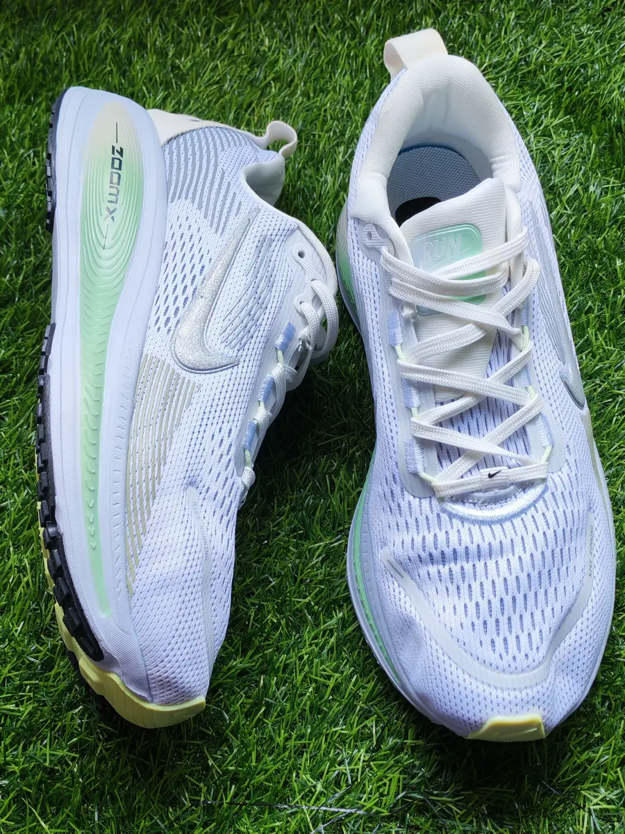 Nike Vomero 18 ➛Talla:43. ➛cm:27