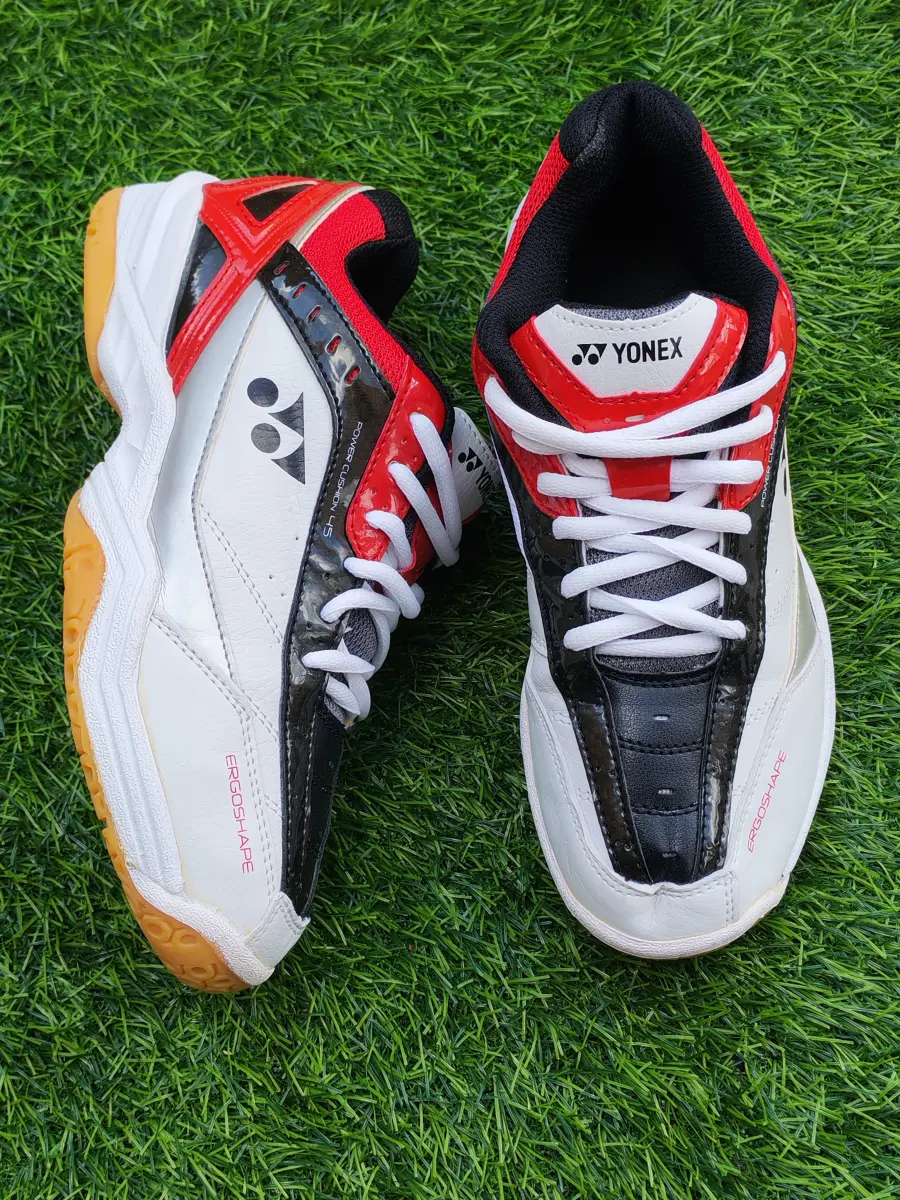 Salonera yonex ➛Talla : 37➛cm:23