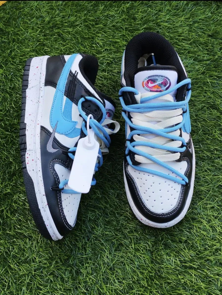 Nike sb dunk ➛𝚃𝙰𝙻𝙻𝙰: 36 ➛ 𝙲𝙼 : 22.5