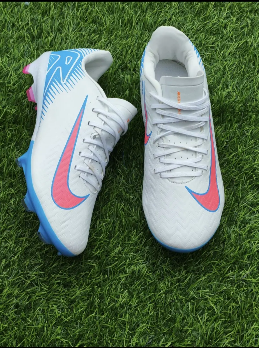 Nike➛𝚃𝙰𝙻𝙻𝙰:36➛𝙲𝙼 :23